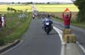 Le-peloton-est-a-deux-minutes